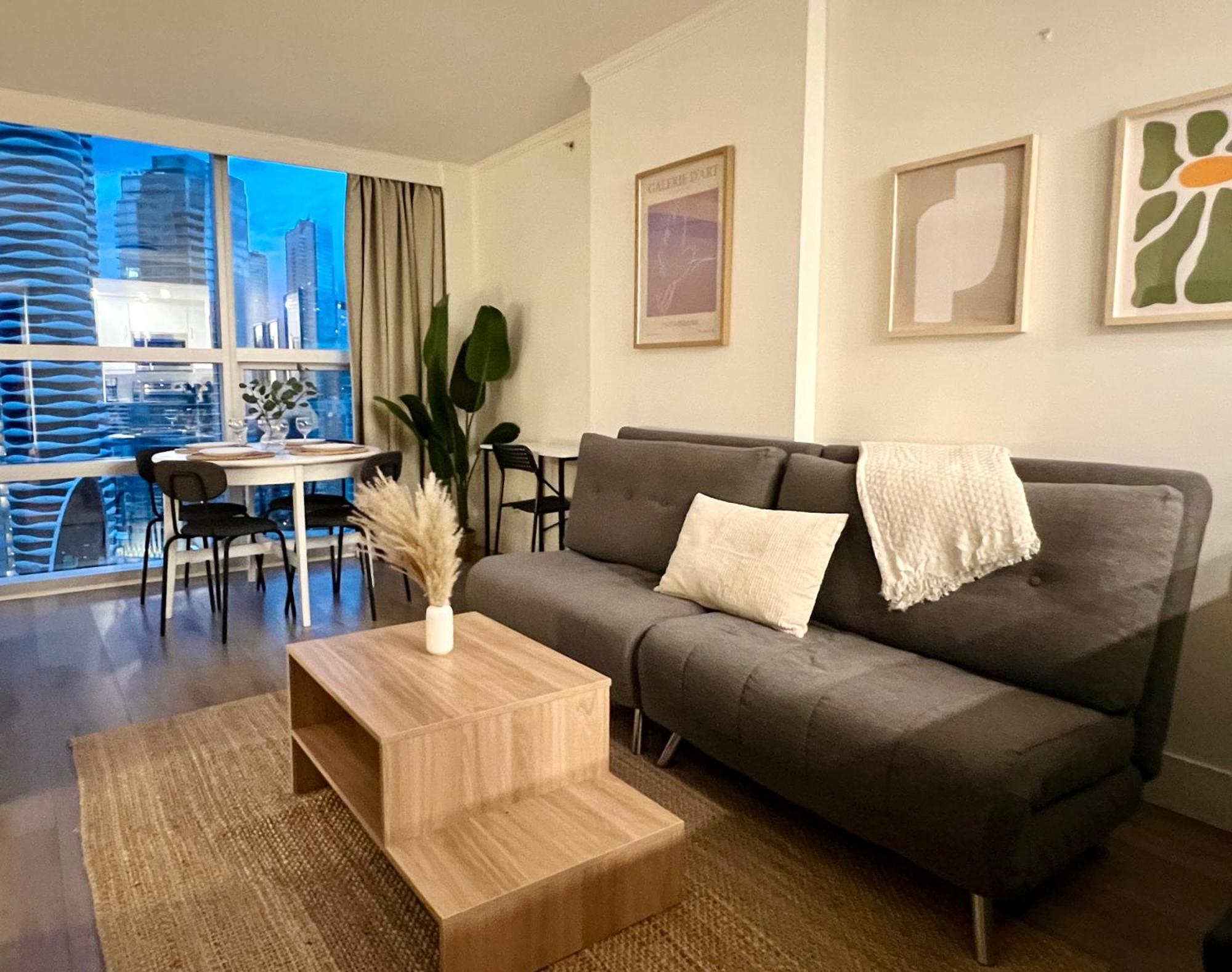 Stunning Skyline Views In A Cozy And Stylish Abode Apartment Vancouver Exterior photo